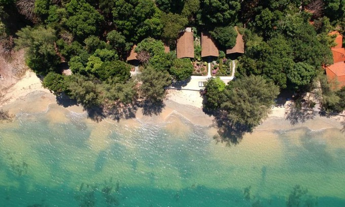 Ranong Resort | Beachfront Heaven Beach Resort & Art with Private Access
