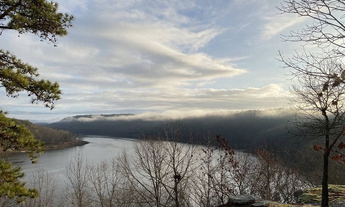 Edgemont Cottage | Scenic Lake View Cottage with Pool on Greers Ferry Lake