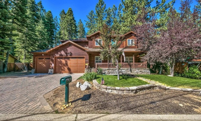 Montgomery Estates House | Stay at Heavenly Pines Place: Hot Tub, Games & A/C