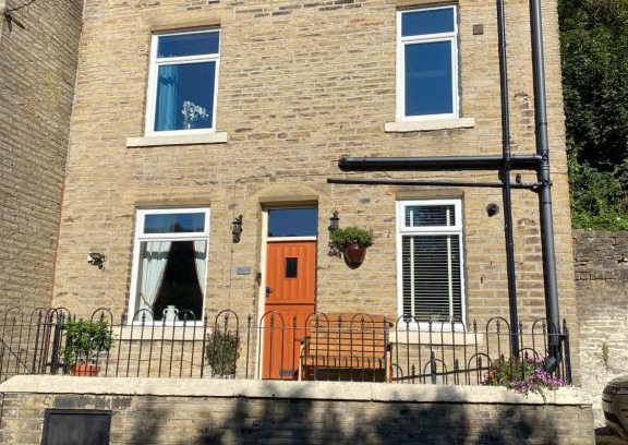 Wadsworth House | Hebden Royd House: Guest Rated 10/10 in Hebden Bridge