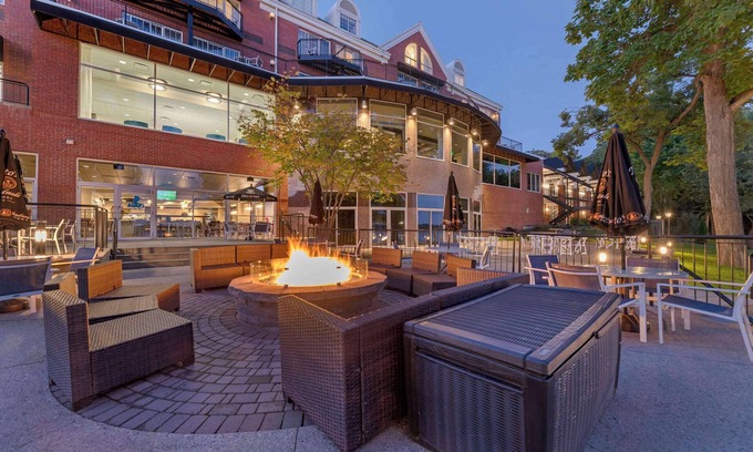 Green Lake Hotel | Experience Heidel House Hotel: Spa, Pool & Conference Center