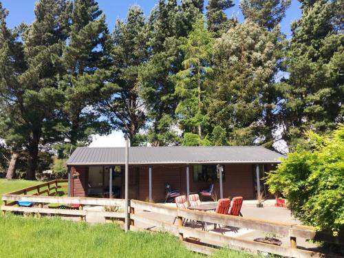 Dunedin House | Discover the Height of Dunedin Serviced Farm Stay