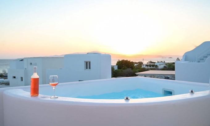 Kastraki Villa | Helen Villas: Breathtaking Oceanfront Retreats Await You