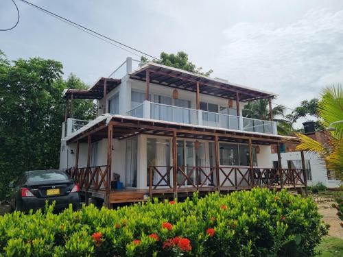Monitos House | HELENA Beach House