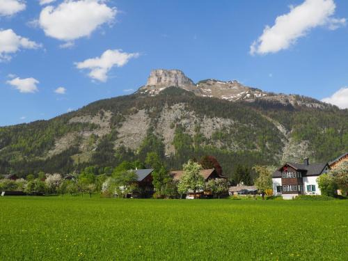 Altaussee House | Oceanfront Suites at Heli's Holiday: 9.4/10 Guest Rated