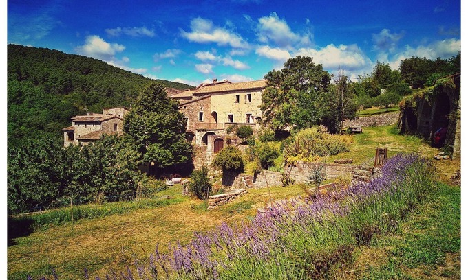 Sanilhac House | Relax at "Hélianthy" Gîte: Poolside Retreat in Ardèche