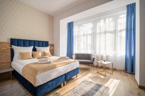 Swinoujscie Apartment | Kid-Friendly Retreat at Helios Aparthotel - 8.9/10 Rated