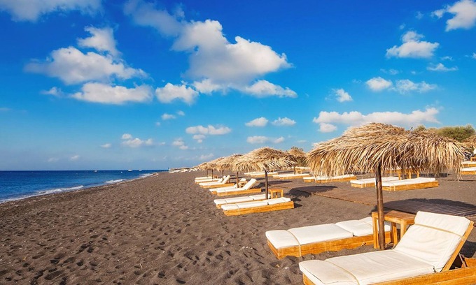 Perissa Hotel | Top-Rated Helios Beach Hotel with Ocean View & Pool