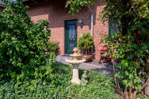 Dormagen Apartment | Elegant Non-Smoking Apartment Between Köln and Düsseldorf