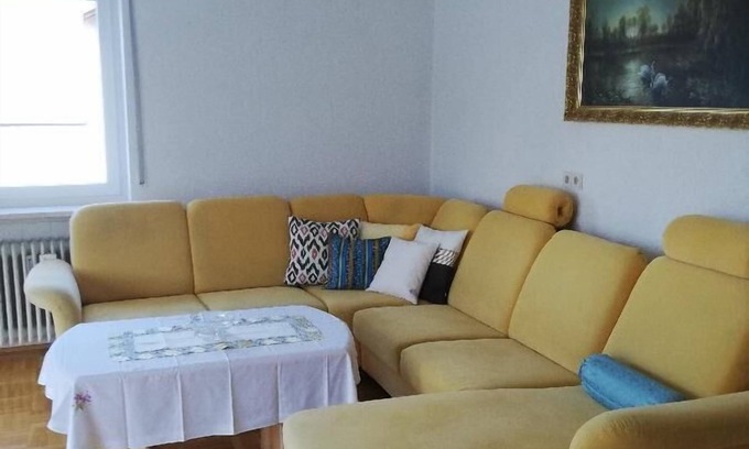 Lichteneck Apartment | Bright and Tranquil Apartment with Kitchen and WiFi for Two