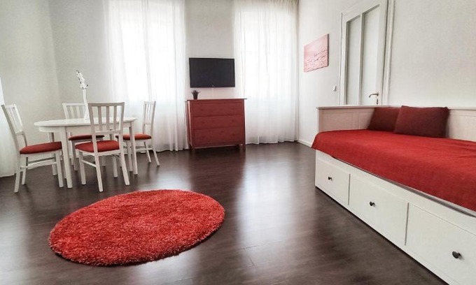 Liesing Apartment | Cozy Two-Room Apartment in Vibrant Neighborhood