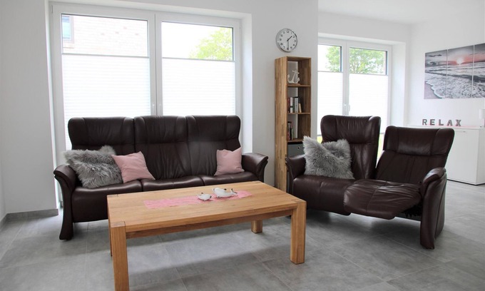 Dangast House | Experience Unmatched Oceanfront Hospitality at Haus Küstenwind