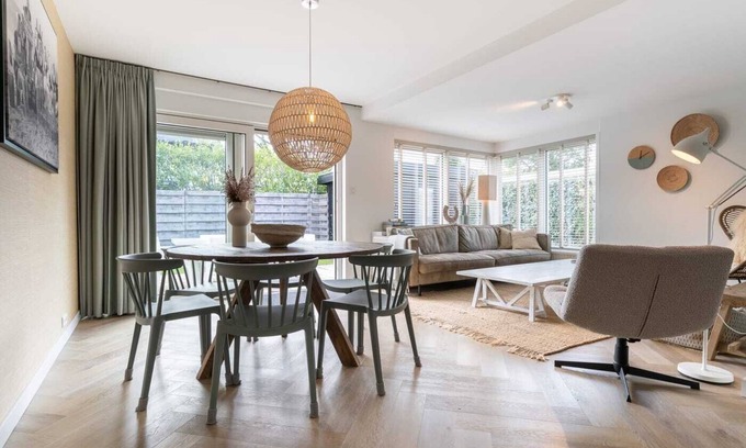 Groot Valkenisse House | Experience Tranquility at Hello Zeeland Beach Lodge Zilt
