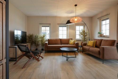 Ossenisse House | Welcome to Hello Zeeland - Knuitershoek 70 Family Retreat