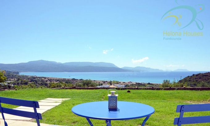 Pylos-Nestoras Apartment | Discover Helona Houses: Ocean View & Family-Friendly Stay