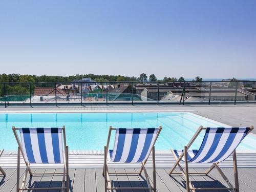 Hel Apartment | Oceanfront Comfort at Helskie Tarasy - Rated 9/10!