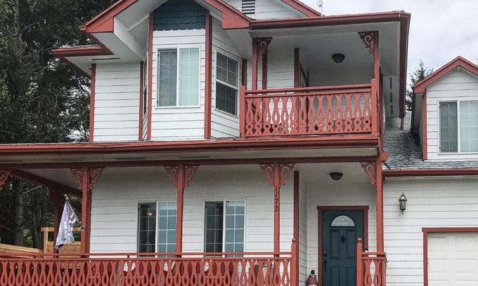 Shelter Cove House | Pet-Friendly Retreat at Helter Shelter with Hot Tub Access