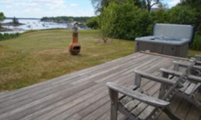 Port Clyde House | Discover Heluvaspot: Family-Friendly Getaway with Hot Tub
