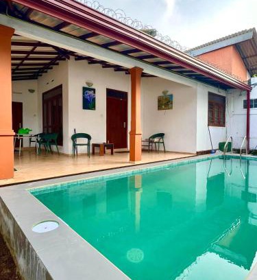 Anuradhapura House | Unforgettable Hemamala Bungalow: Pet & Child Friendly Stay