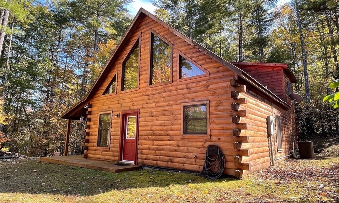 Murphy Cabin | Hemlock Heaven - Relaxing Retreat with Spa and Hot Tub