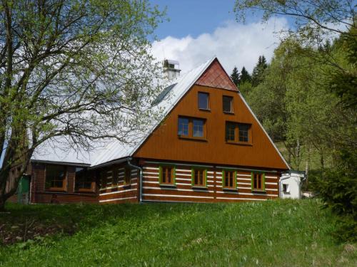 Horni Mala Upa House | Pet-Friendly Retreat at Hepnarova Bouda - Rated 8.8/10