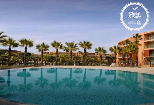 Salgados Apartment | Relaxing Herdade dos Salgados Beach Apartment Awaits You