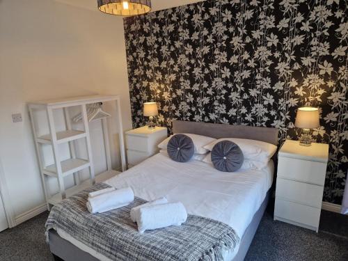 Hereford Apartment | Discover Mayflower Coach House: Family-Friendly Retreat