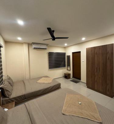 Kochi Hotel | Budget-Friendly Stay at Here’s Haut Residency with Breakfast