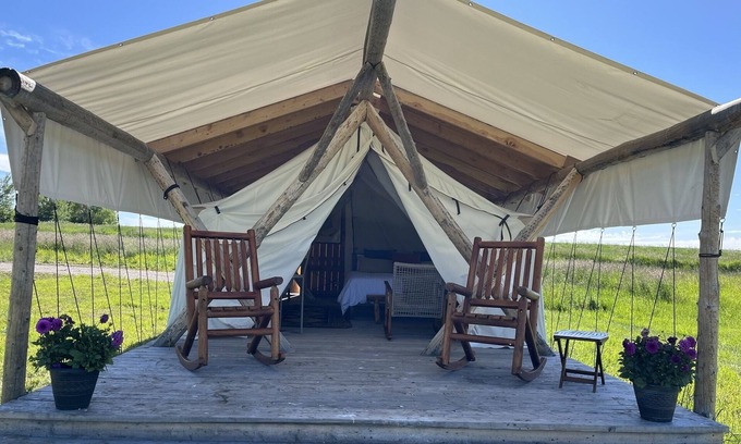 Bozeman Cabin | Experience Rainbow Glamping Tent with Ocean Views & Breakfast