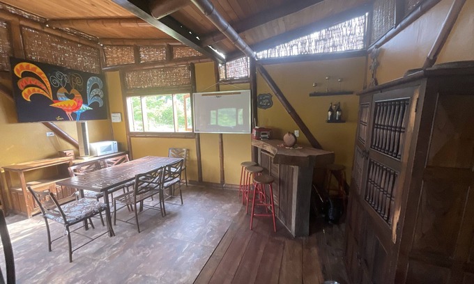 Anapoima House | Cozy Cabin with Breathtaking Views and Pet-Friendly Perks