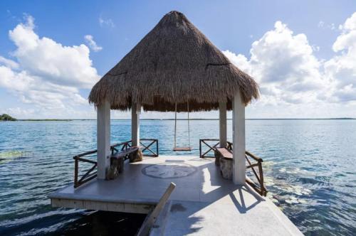 Centro House | Hermosa Casa a un costado de la Laguna de Bacalar