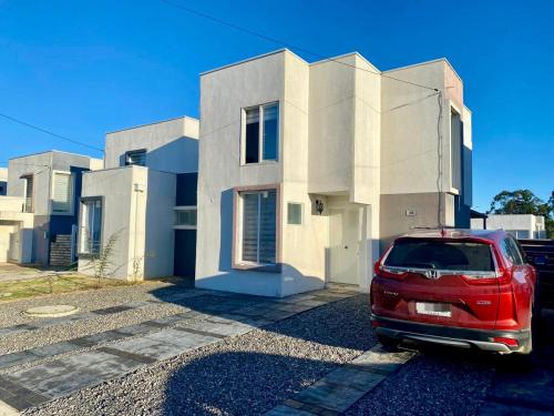 El Tabo House | Family-Friendly Hermosa Casa El Tabo with High Guest Ratings