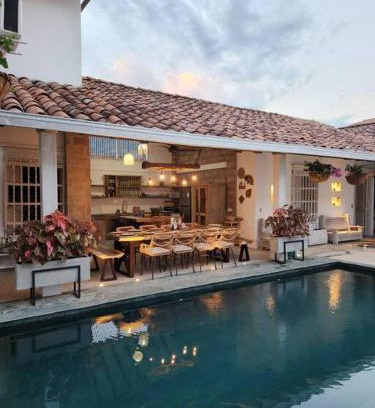 Quebrada Guadalejo House | Inviting Casa en Cauca Viejo with Pool & Hot Tub