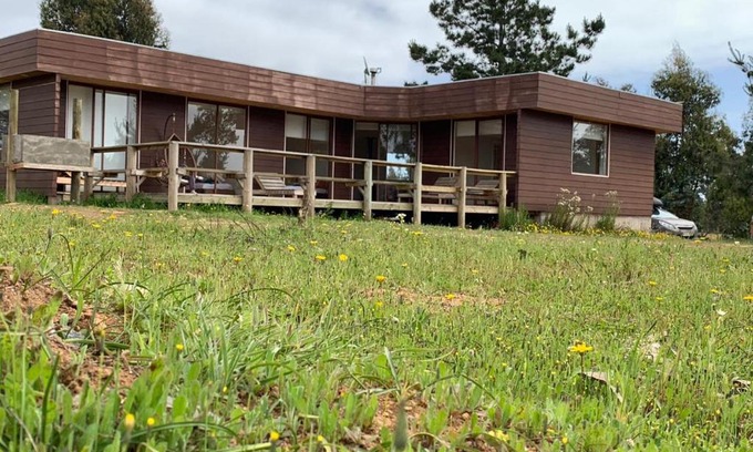 Algarrobo House | Inviting Home in Algarrobo - Pet and Child Friendly Getaway