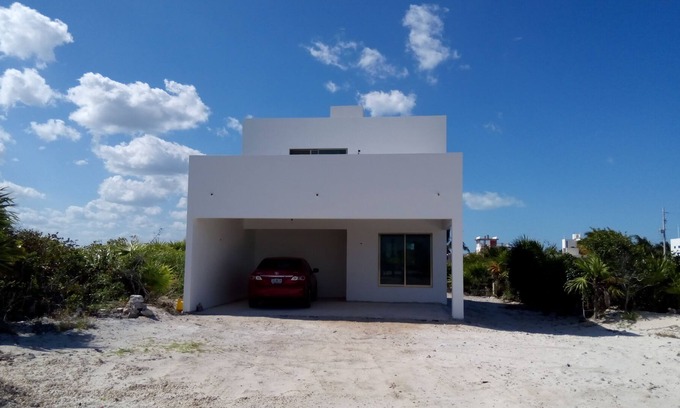 San Benito House | HERMOSA CASA EN SAN BENITO EN LA MEJOR ZONA DE LA COSTA ENTRE UAYMITUN Y TELCHAC