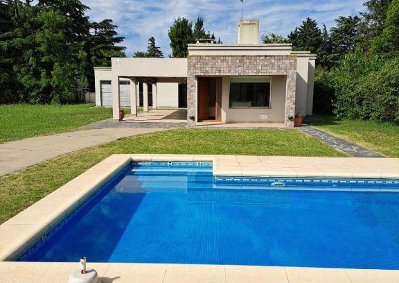 Junin House | Family-Friendly Retreat at Hermosa Casas Quinta, Junin