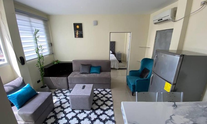 Guayaquil Apartment | Cozy Private Suite Near Everything - Rated 8.8/10