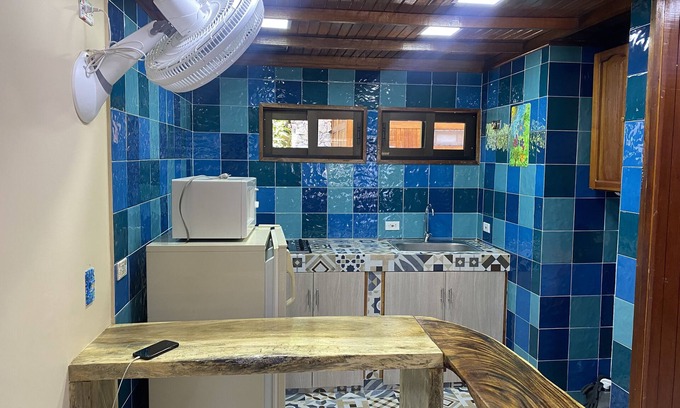 Gaira Cabin | Beautiful and Spotless Cabin with Pool & Hot Tub