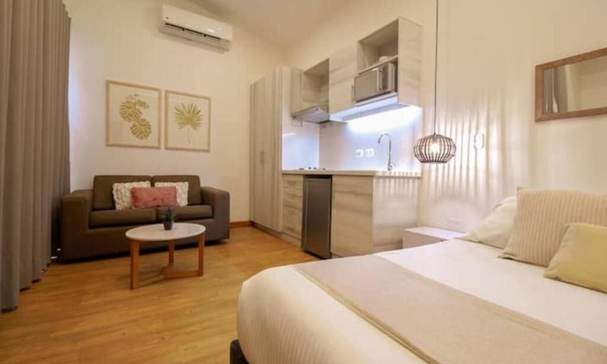 Pie del Cerro Apartment | Cozy 1BR Retreat Near Getsemaní with Ocean View