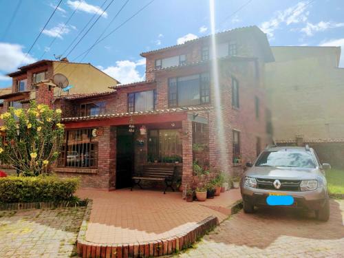 Chia Apartment | Cozy Family Home with Kitchen & Pet-Friendly Charm