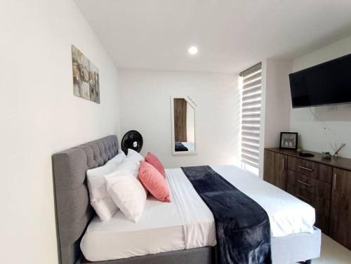 Ibague Apartment | Cozy Campestre Studio with Pool & Pet-Friendly Amenities