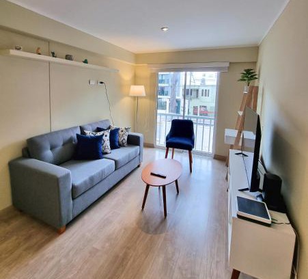 Barranco Apartment | Cozy 1BR Barranco Retreat with Pool, WiFi & Netflix