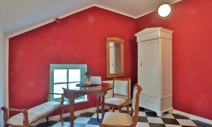 Blengow Apartment | Relaxing Stay at Herrenhaus Blengow App.15 with Great Amenities