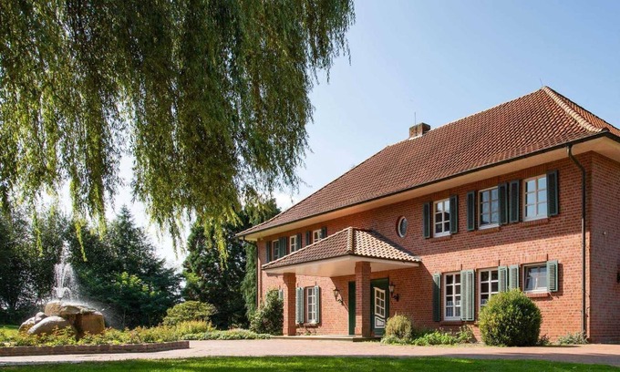 Ankum House | Experience Herrenhaus im Artland: Pet-Friendly Paradise