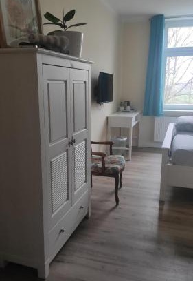 Bennewitz House | Discover Herrenhaus Schmölen: Family-Friendly Retreat