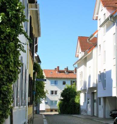 Worms Apartment | Accessible Comfort at Kleiner Herrenhof - Guest Rated 7.3