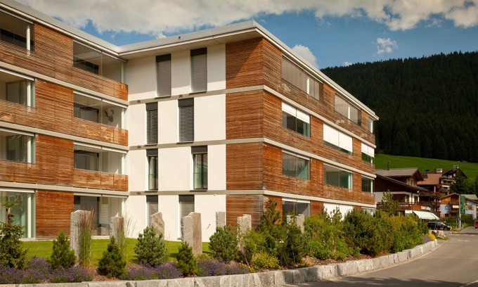 Meierhof Apartment | Idyllic Davos Retreat with Pool, Spa & Mountain Access