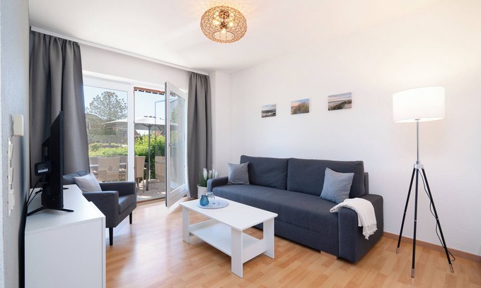 Lemkenhafen Apartment | Welcome to Ferienwohnung Kiter: Family & Pet-Friendly Stay