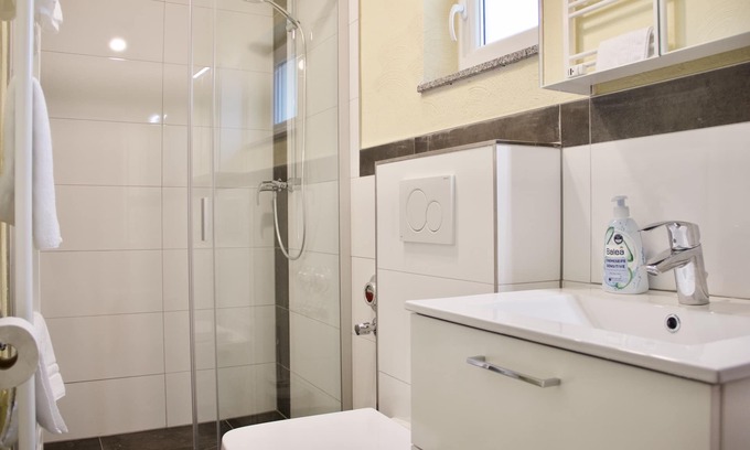 Zweibruecken Apartment | Modern Herzog Wolfgang Studios: Family-Friendly Comfort