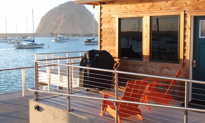 Morro Bay Condo | Beautiful HF1 Condo on the Water - Pet Friendly & Rated 9.8